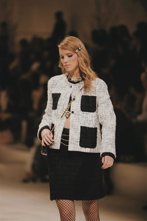 chanel cruise 2021 22|Chanel cruise collection 2021.